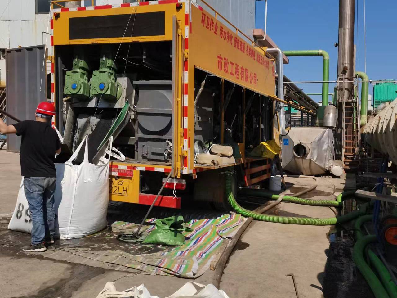 石林淤泥压干处理